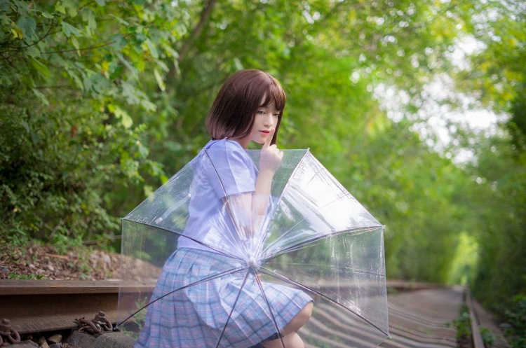 森林气质女孩梦幻静寂车轨清新自然氧气写真