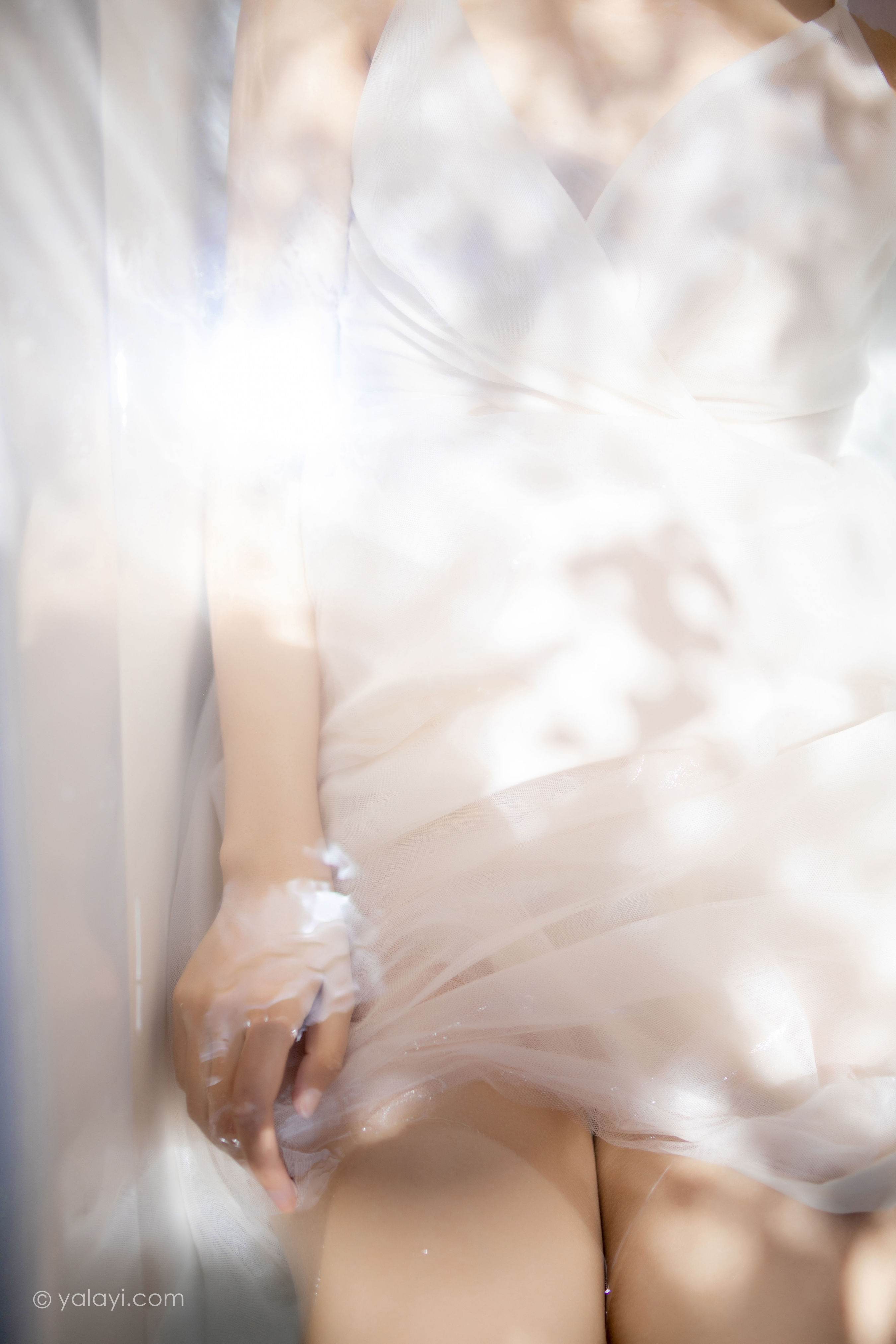 《天浴》预览图2